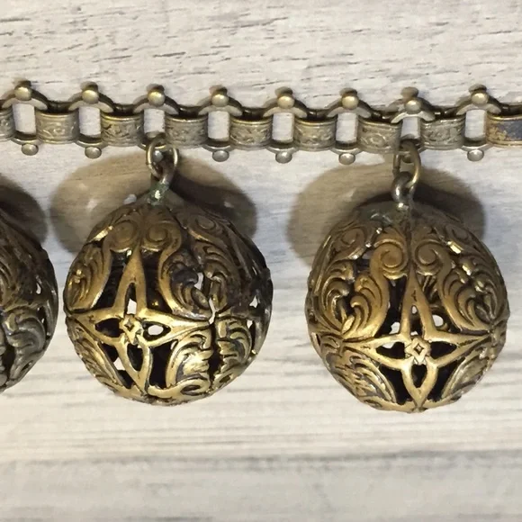 Antique Victorian Brass Filigree Ball Book Link Chain Necklace - Picture 12 of 17